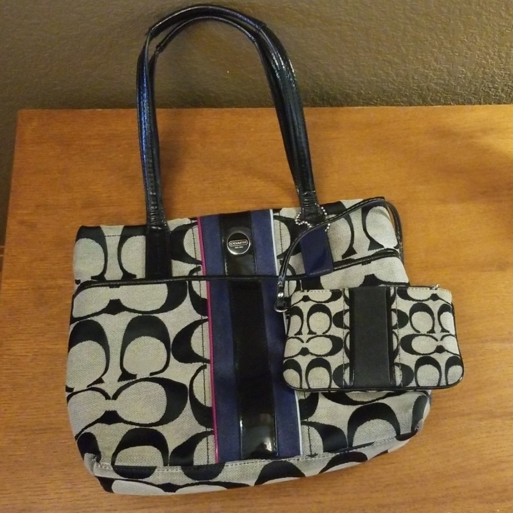 Coach Signature Stripe set